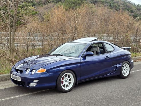 Hyundai Tiburon 2.0 DOHC — пробег 5 000 км — фото 1 из 5