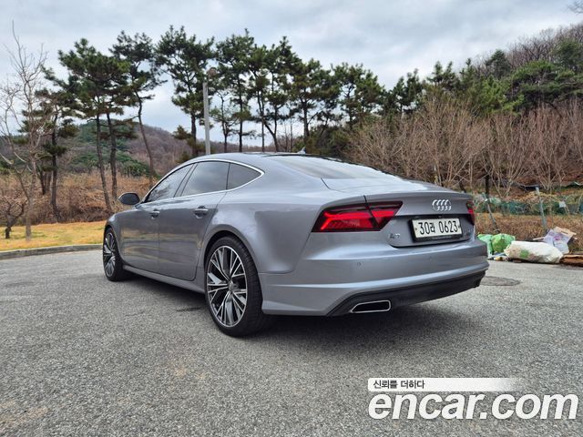 Audi A7 55 TDI Quattro Premium 4G — пробег 137 350 км — фото 4 из 5