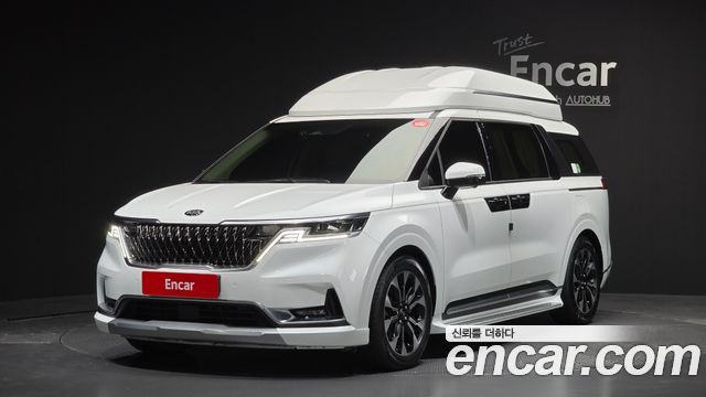 Kia Carnival 9-Seater Hi-Limousine Signature — пробег 47 626 км — фото 1 из 5