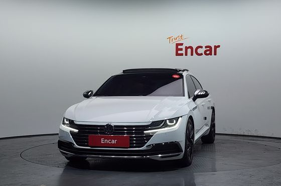 Volkswagen Arteon 2.0 TDI Premium — пробег 105 618 км — фото 3 из 5