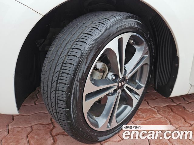 Kia K3 из Кореи Encar