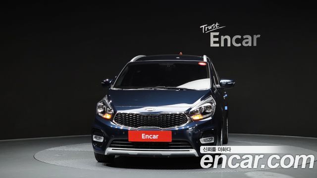 Kia Carens из Кореи Encar