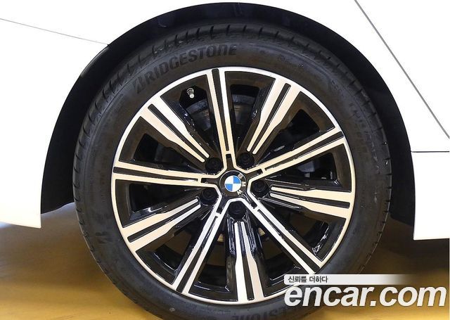 BMW 3-Series 320d Touring — пробег 25 000 км — фото 5 из 5