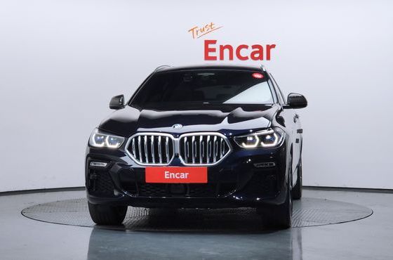 BMW X6 xDrive40i M Sport — пробег 82 666 км — фото 3 из 5