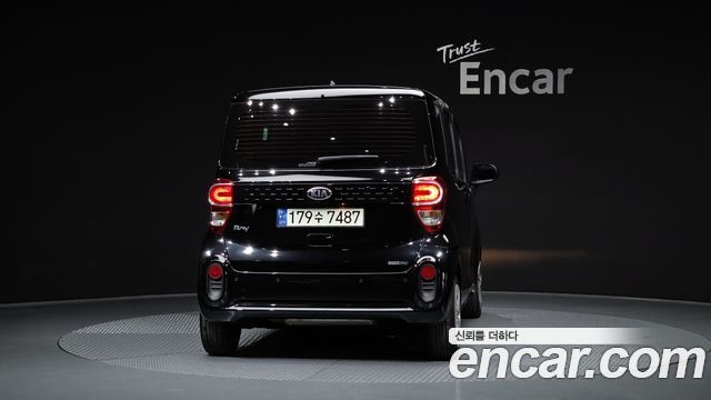 Kia RAY Van Prestige Special — пробег 99 975 км — фото 4 из 5