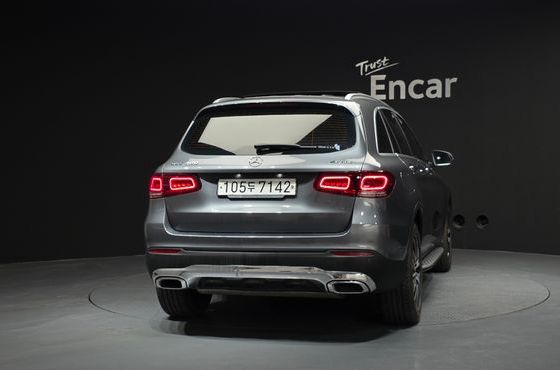 Mercedes-Benz GLC-Class GLC300 4MATIC — пробег 67 574 км — фото 4 из 5