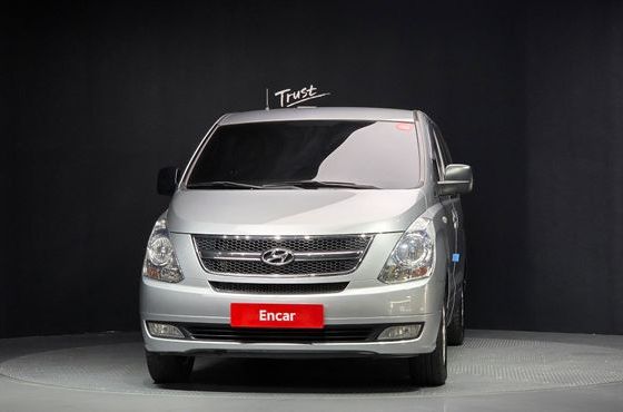 Hyundai Starex 5-Seater VAN CVX Luxury — пробег 249 565 км — фото 3 из 5