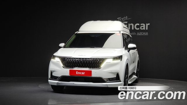 Kia Carnival 9-Seater Hi-Limousine Signature — пробег 71 172 км — фото 3 из 5