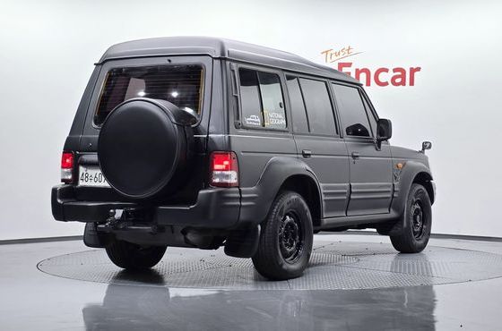 Hyundai Galloper 9-Seater V6 LPG — пробег 221 915 км — фото 2 из 5