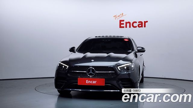 Mercedes-Benz E-Class E220d 4MATIC AMG Line — пробег 35 851 км — фото 3 из 5