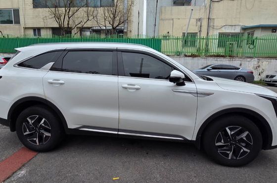 Kia Sorento HEV 1.6 2WD Noblesse — пробег 3 300 км — фото 2 из 5