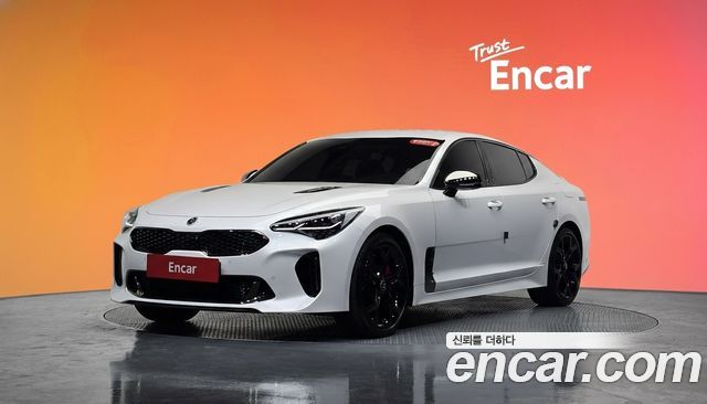 Kia Stinger 2.0 Turbo AWD Platinum — пробег 99 408 км — фото 1 из 5