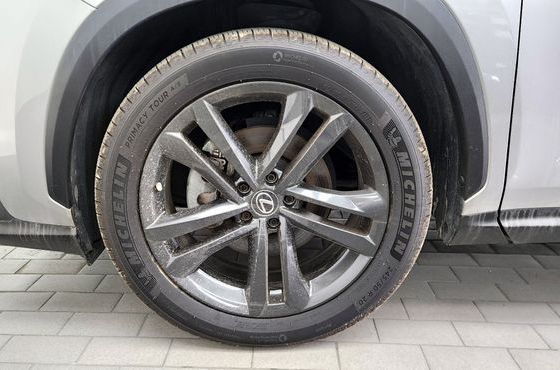 Lexus NX Premium — пробег 99 021 км — фото 5 из 5