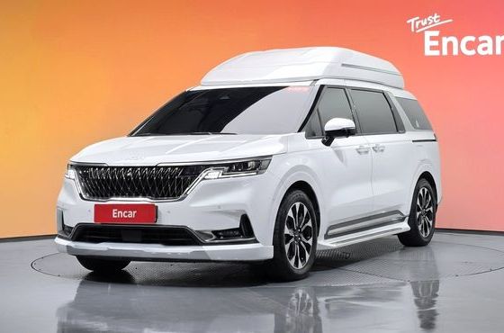 Kia Carnival 9-Seater Hi-Limousine Signature — пробег 33 255 км — фото 1 из 5