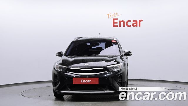 Kia Stonic из Кореи Encar
