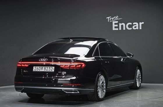 Audi A8 55 TFSI Quattro LWB — пробег 160 591 км — фото 2 из 5