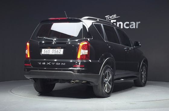 Ssangyong Rexton 2.2 4WD RX7 Luxury — пробег 54 765 км — фото 2 из 5