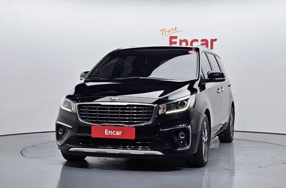 Kia Carnival 9-Seater Luxury — пробег 131 664 км — фото 3 из 5