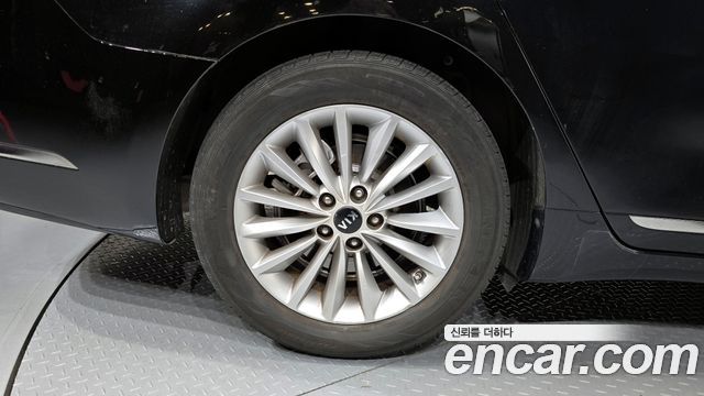 Kia K7 из Кореи Encar