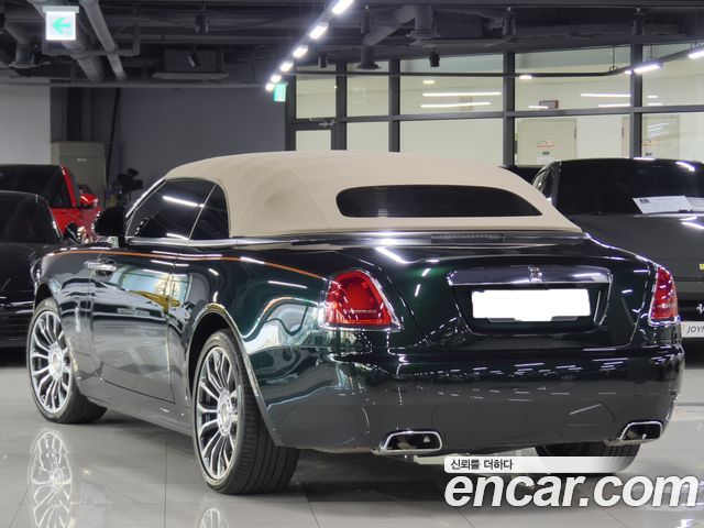Rolls-Royce Dawn 6.6 V12 — пробег 44 000 км — фото 4 из 5