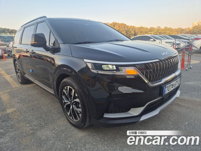 Kia Carnival 11-Seater Prestige — пробег 41 135 км — фото 3 из 5