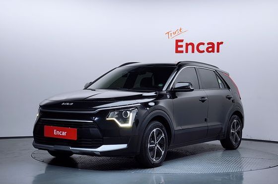 Kia Niro Prestige — пробег 137 069 км — фото 1 из 5