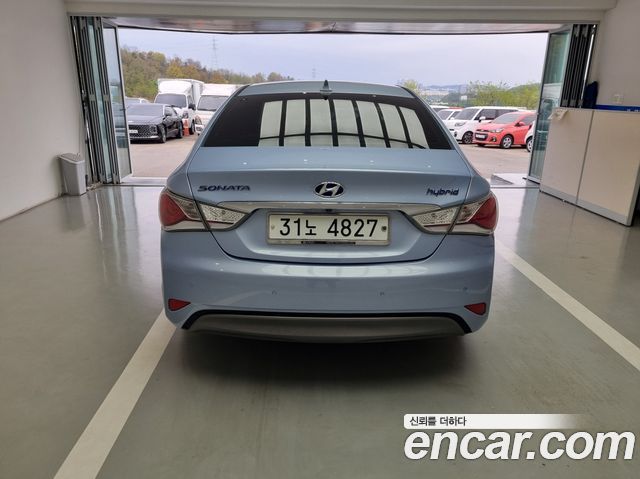 Hyundai Sonata 2.0 Royal — пробег 156 300 км — фото 4 из 5