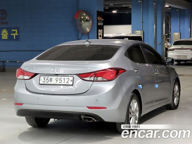 Hyundai AVANTE 1.6 VGT Premium Standard — пробег 167 995 км — фото 2 из 5