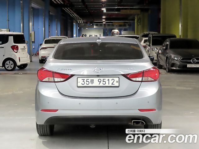 Hyundai AVANTE 1.6 VGT Premium Standard — пробег 167 995 км — фото 4 из 5