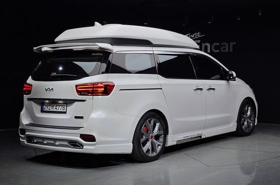 Kia Carnival 7-Seater Hi-Limousine President — пробег 205 184 км — фото 2 из 5