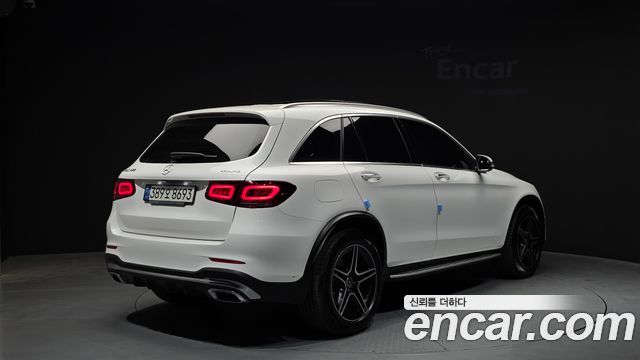 Mercedes-Benz GLC-Class GLC300 4MATIC Premium — пробег 34 570 км — фото 2 из 5