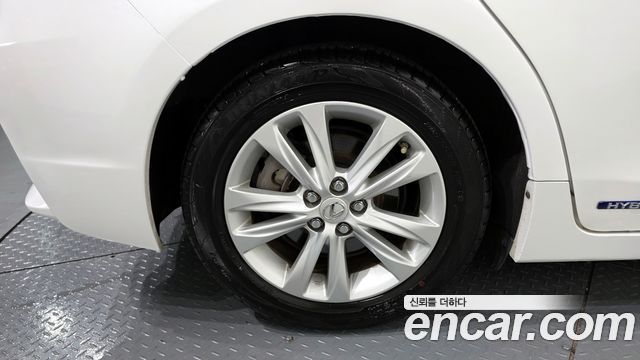 Lexus CT200h из Кореи Encar