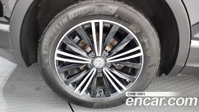 Volkswagen Tiguan 2.0 TDI Prestige — пробег 108 218 км — фото 5 из 5