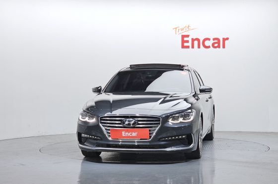 Hyundai Grandeur 3.3 Celebrity — пробег 208 658 км — фото 3 из 5