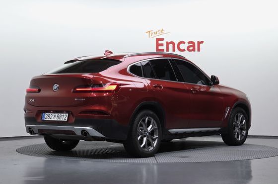 BMW X4 xDrive20i xLine — пробег 43 178 км — фото 2 из 5