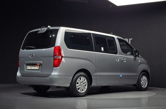 Hyundai Starex Van 5-Seater Modern — пробег 105 348 км — фото 2 из 5