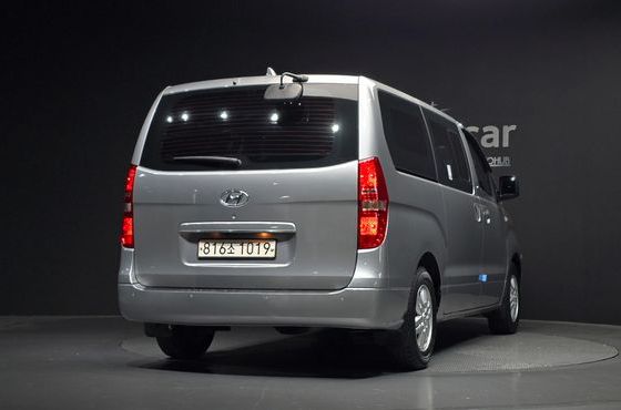 Hyundai Starex Van 5-Seater Modern — пробег 105 348 км — фото 4 из 5