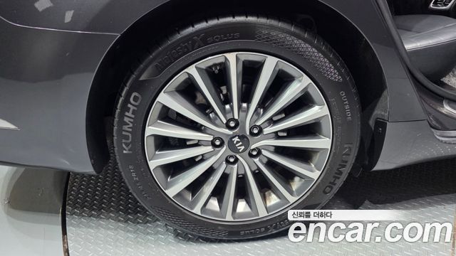 Kia K7 из Кореи Encar