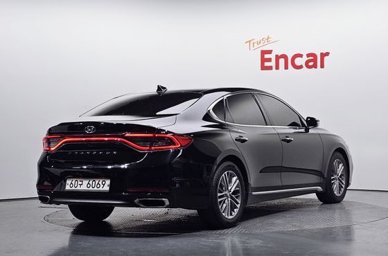Hyundai Grandeur 2.4 Premium — пробег 180 877 км — фото 2 из 5