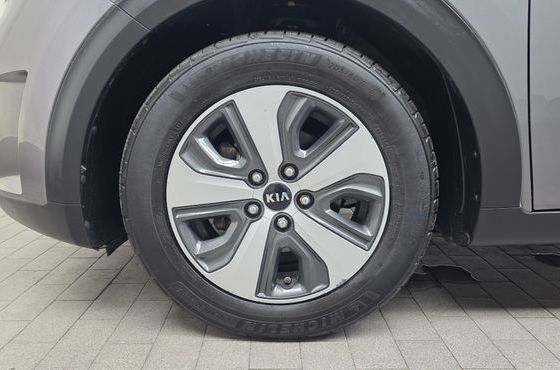 Kia Niro Prestige — пробег 60 538 км — фото 5 из 5