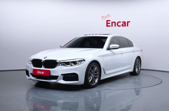 BMW 5-Series 520d M Sport Package Plus — пробег 47 635 км — фото 1 из 5