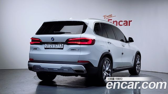 BMW X5 xDrive 30d xLine — пробег 41 173 км — фото 2 из 5