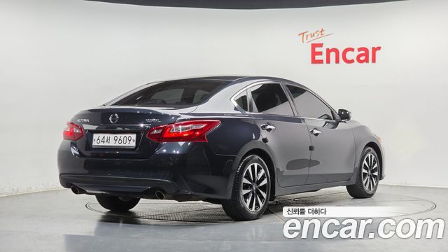 Nissan Altima из Кореи Encar