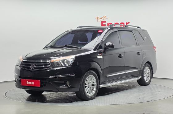 Ssangyong KORANDO 4WD GT 9-seater — пробег 211 685 км — фото 1 из 5