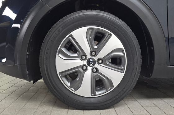 Kia Niro Prestige — пробег 152 939 км — фото 5 из 5