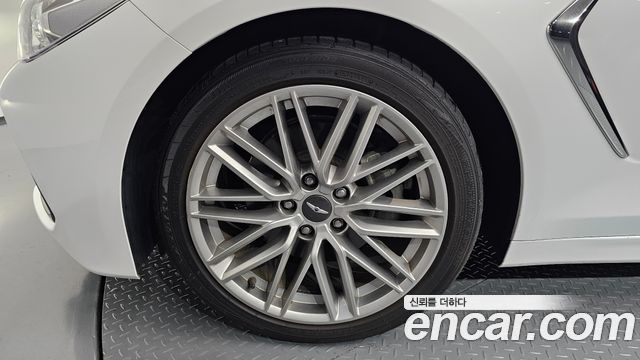 Genesis G70 из Кореи Encar