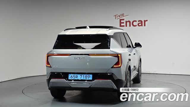 Kia EV5 из Кореи Encar