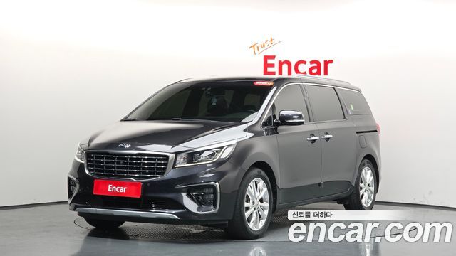 Kia Carnival 9-Seater Noblesse Special — пробег 81 139 км — фото 1 из 5