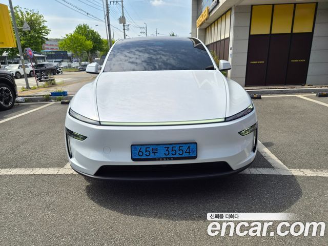 Tesla Model Y Premium RWD — пробег 500 км — фото 1 из 5