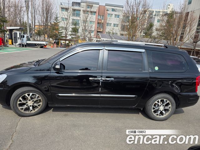 Kia Carnival New Carnival Limousine GLX High-Deluxe — пробег 263 140 км — фото 3 из 5